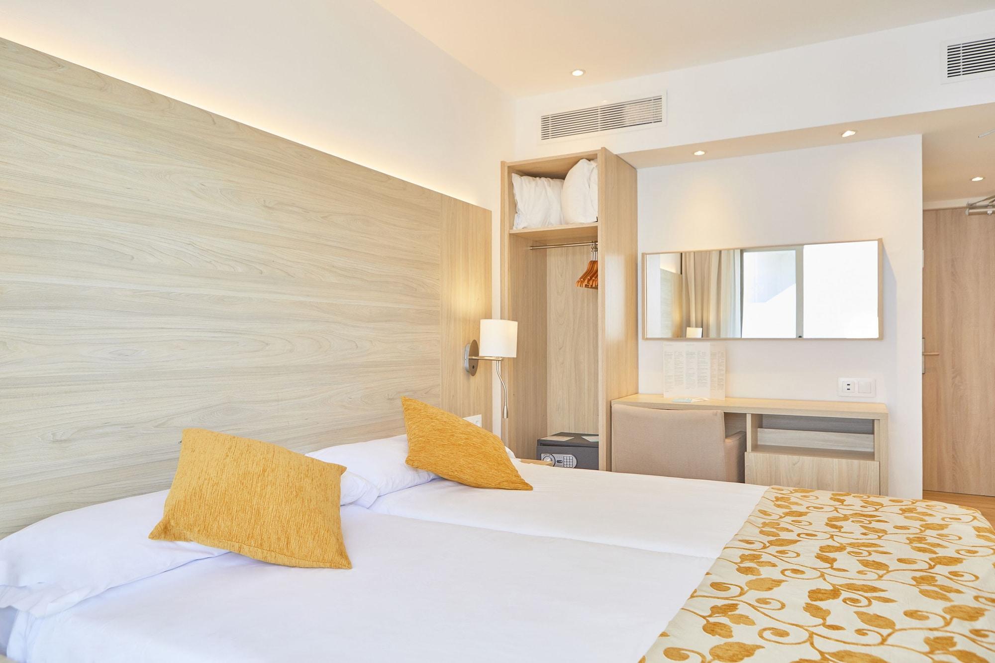 Hotel Ilusion Moreyo - Adults Only Кала Бона Экстерьер фото